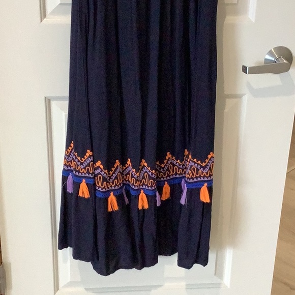 Skemo tassel trim embroidered strapless maxi dress M runs small - Picture 4 of 7